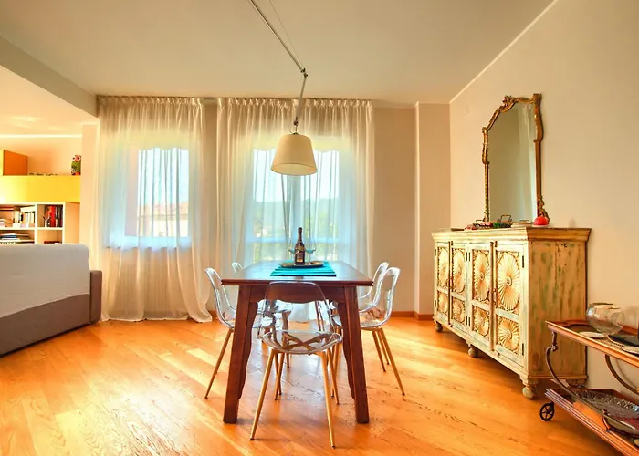 Villa Giovanna con terrazza panoramica, Jacuzzi e sauna